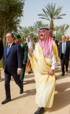 French President Francois Hollande tours a historic district in Riyadh.