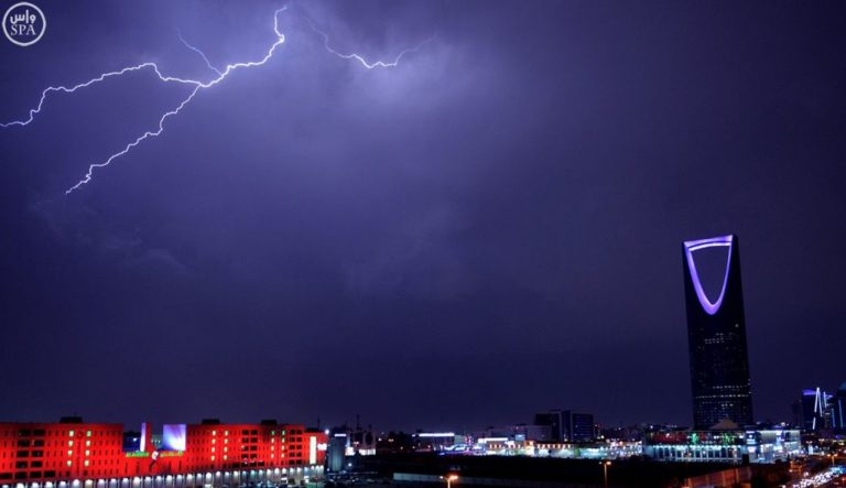 riyadh-lightning-storm-good