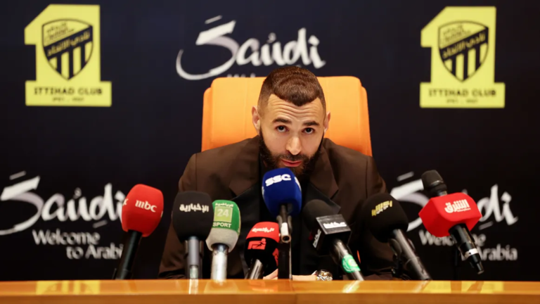 SPL, Benzema-introduction-at-Al-Ittihad